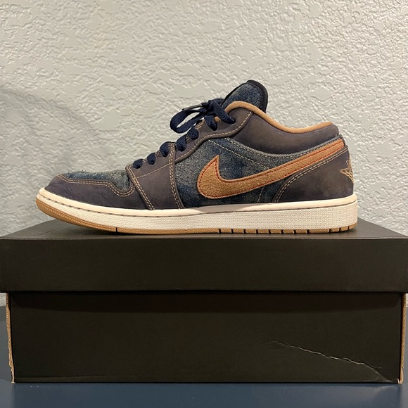 Jordan 1 low Denim - Picture 3 of 9